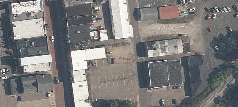 104 Short St