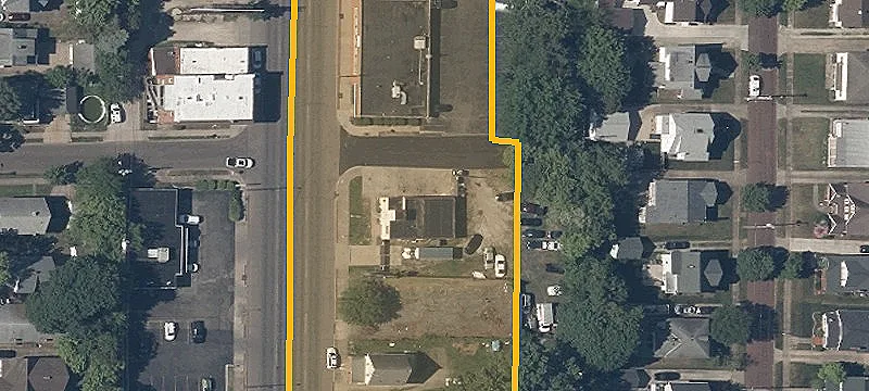 965 Main St