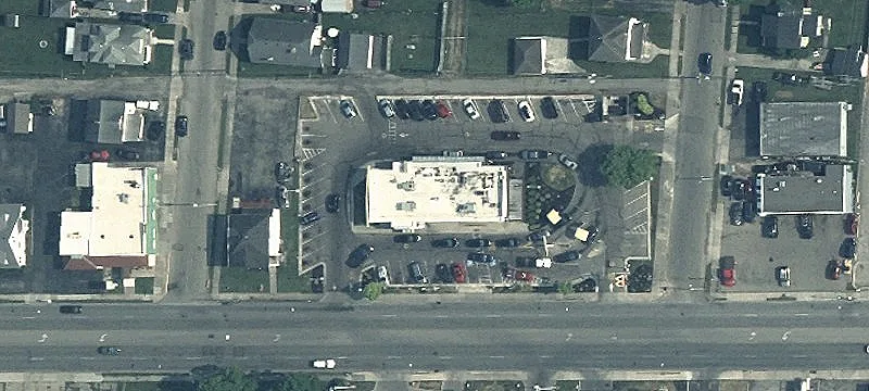2328 Main St