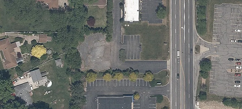2400 Niles Cortland SE Rd