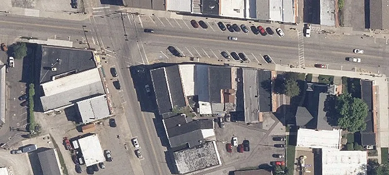 16 Main St