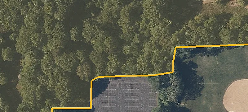 99 Aurora Rd