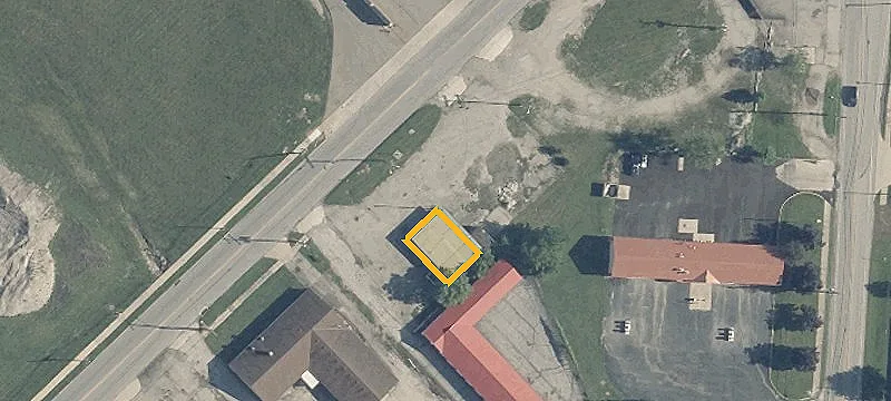 325 London Rd