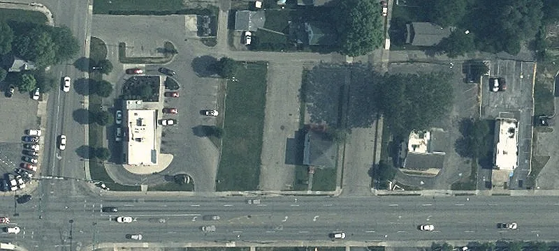 2020 Main St