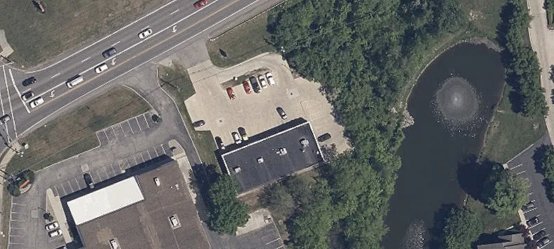 5328 Detroit Rd
