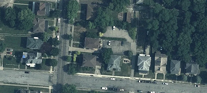 908-910 Fountain Ave