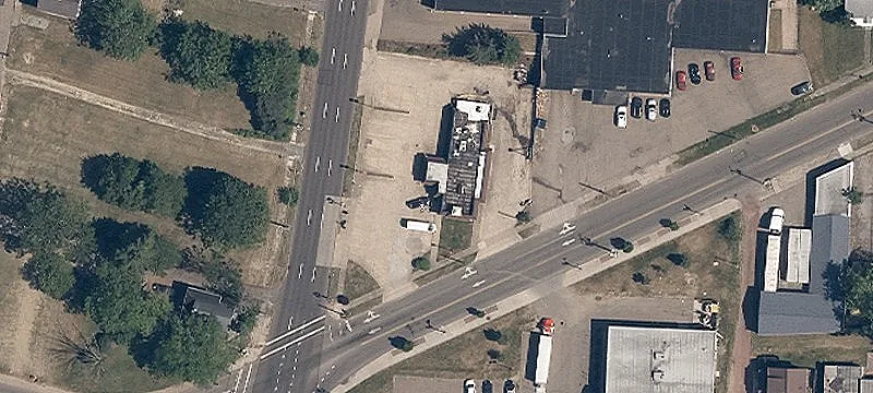 918 Cherry NE Ave
