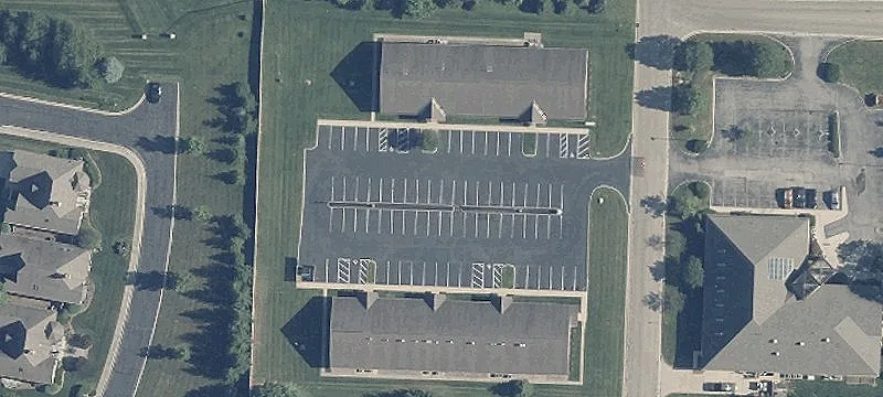 9926 Brewster Ln