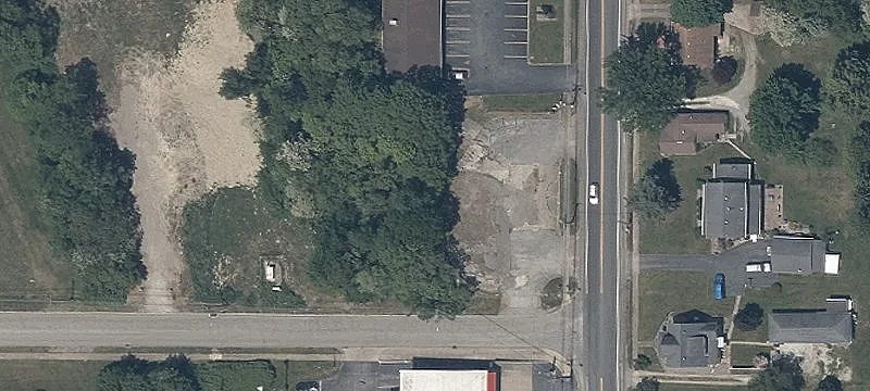 3560 Main St