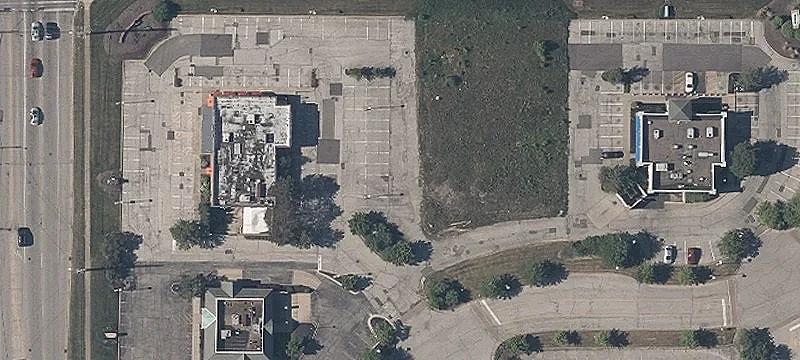 411-413 Northfield Rd