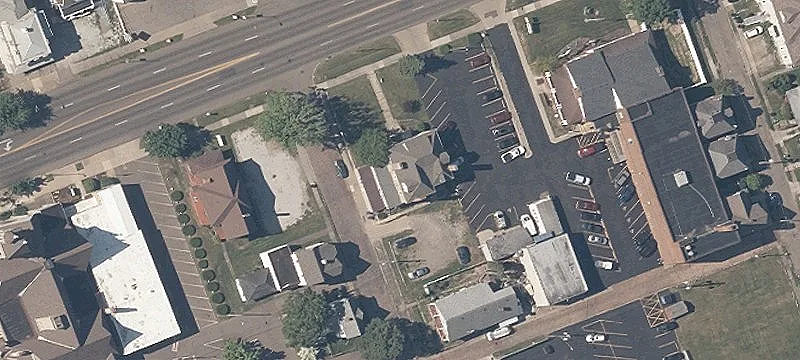 407 Lincoln E Way