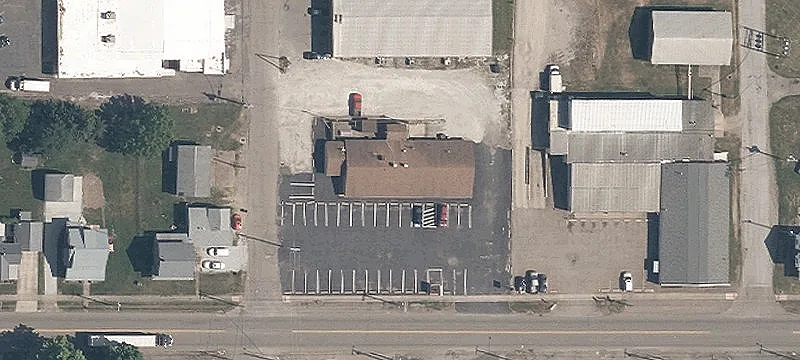 319 Nassau W St