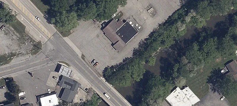 2092 Grafton Rd