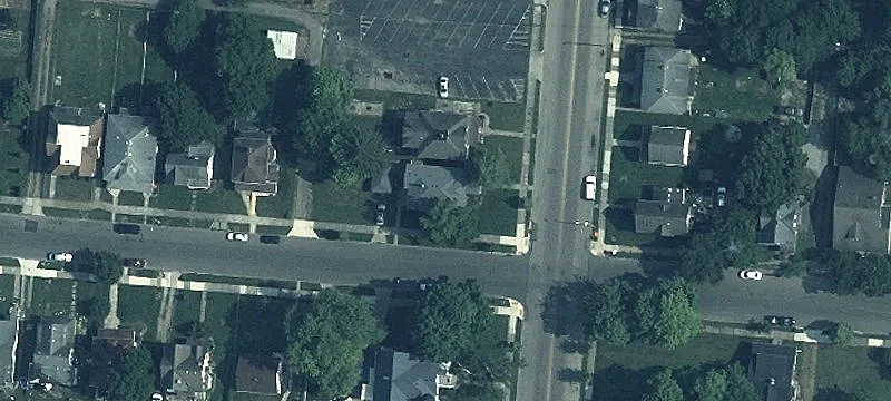 929 Ctr St