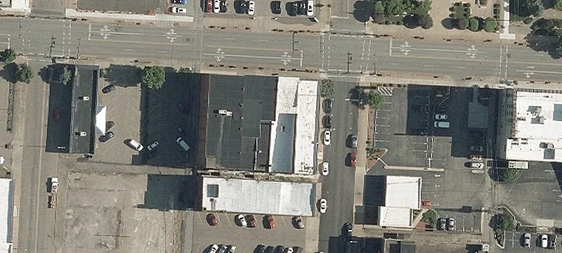 330 Main St