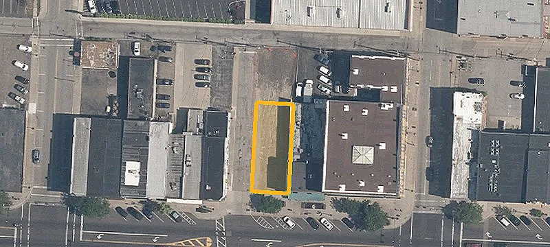 218 Main St