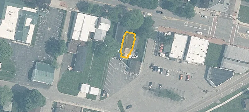 621 Main St