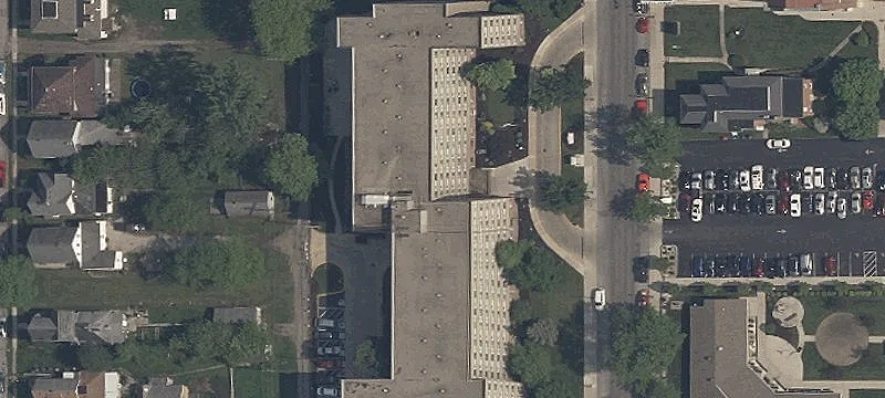 790 Main St