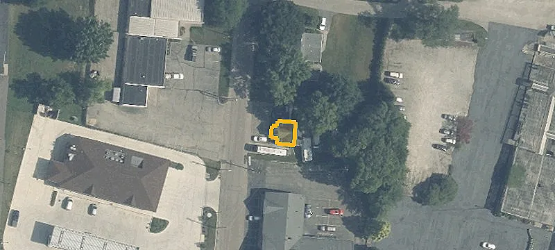 1566 Central Dr