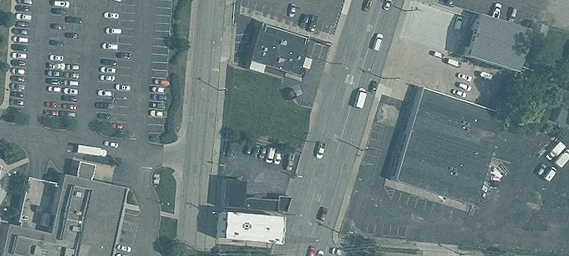 5011 Montgomery Rd