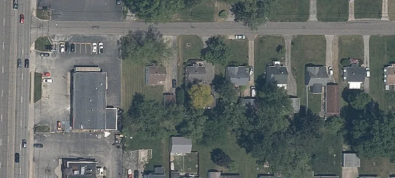 135 Mansell Dr