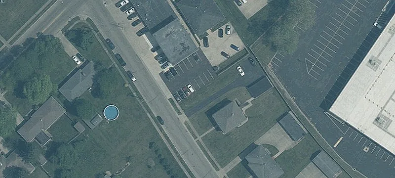 1083 Hicks Blvd