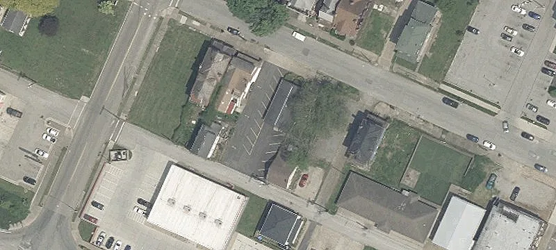 130 4th St