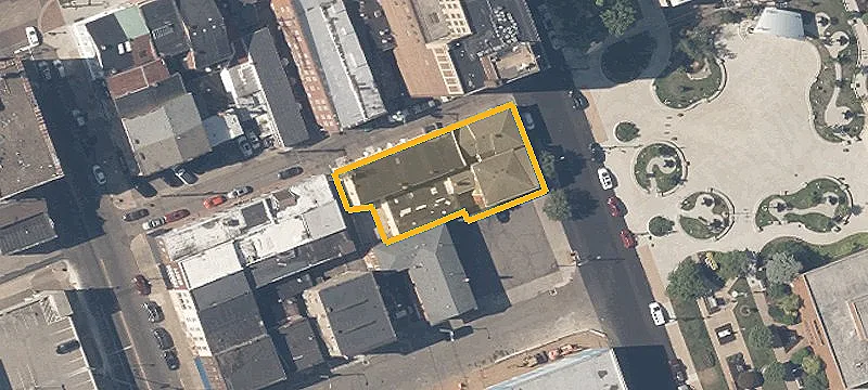 57 1st SE St