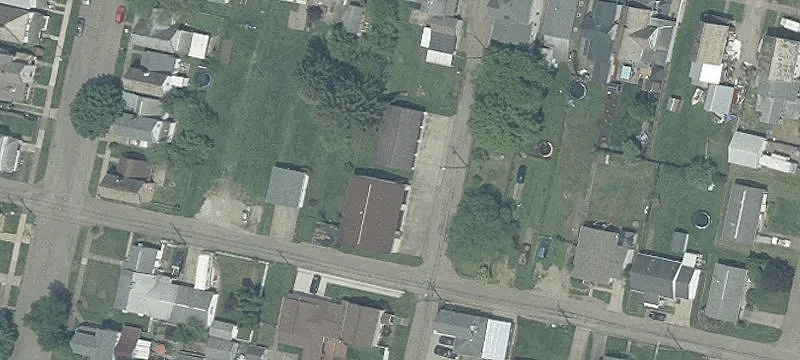 222 2nd SE Dr