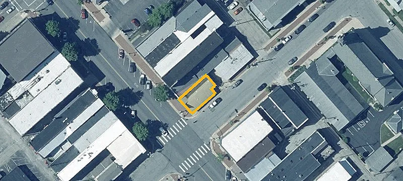 26 Main St