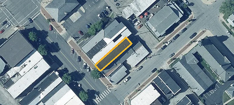 22 Main St