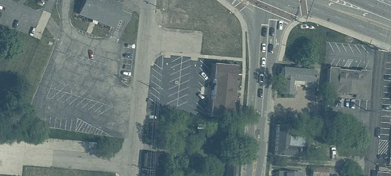 15 Main St