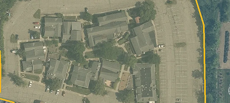 8100 Market Pl Ln