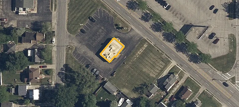 2122 Woodville Rd