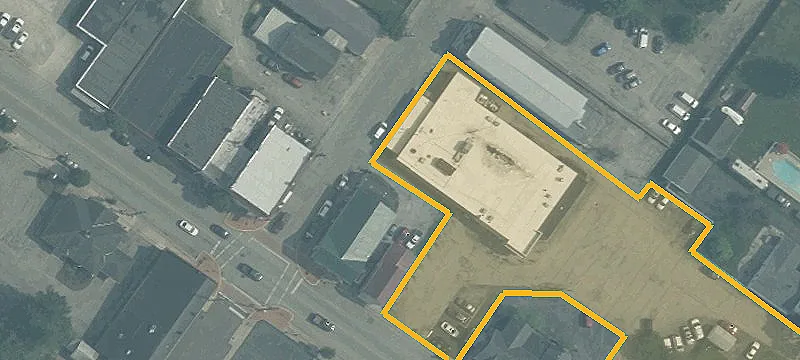 264th W Main St