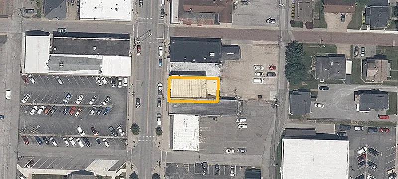 106 Main St