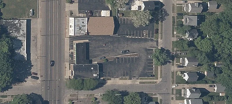 727 Main St