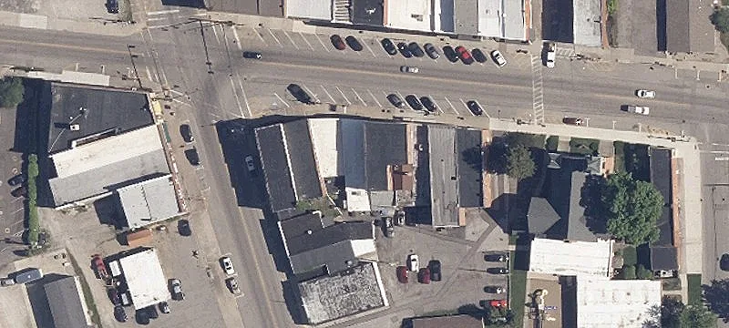 16 Main St