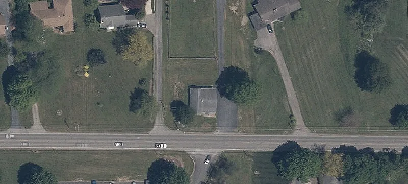 7601 Warren Sharon