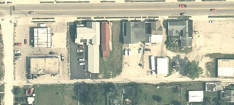 42 Main St