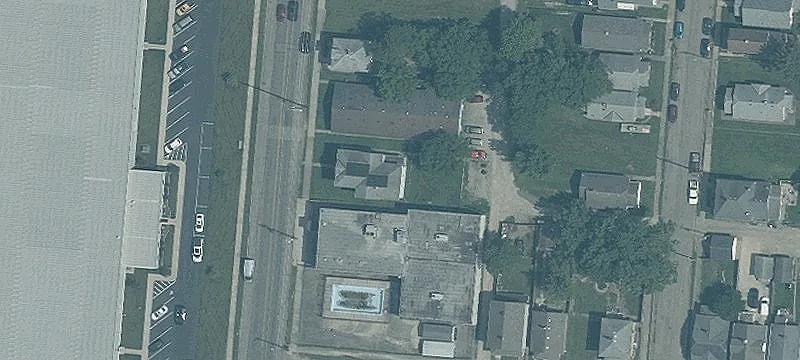 956 Ee Ave