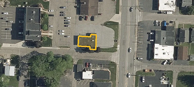 2501 Maple Ave