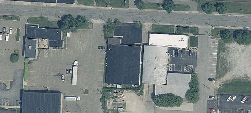 213 Broadway Ave, Unit 221