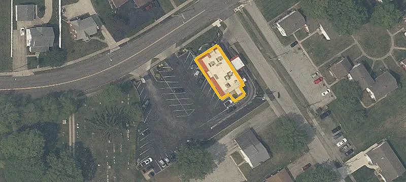 1009 Main St