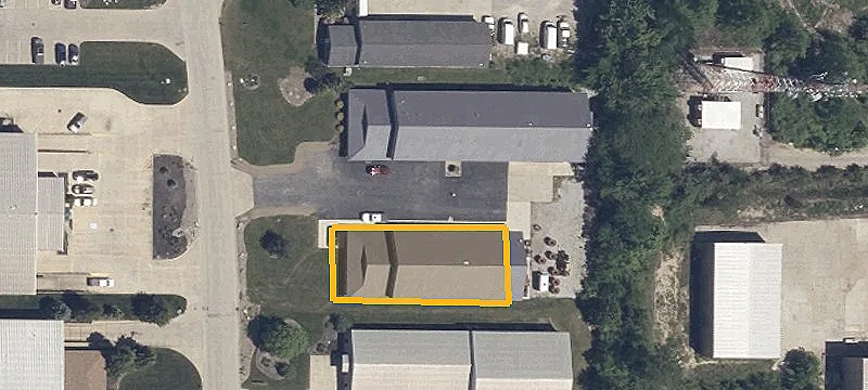 1375 Lear Industrial Pkwy