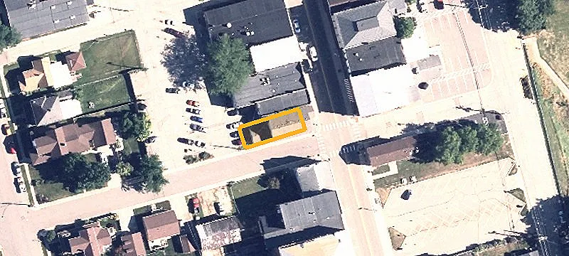 13 Miami St