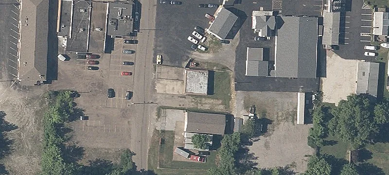 126 Hinderer SW Ave