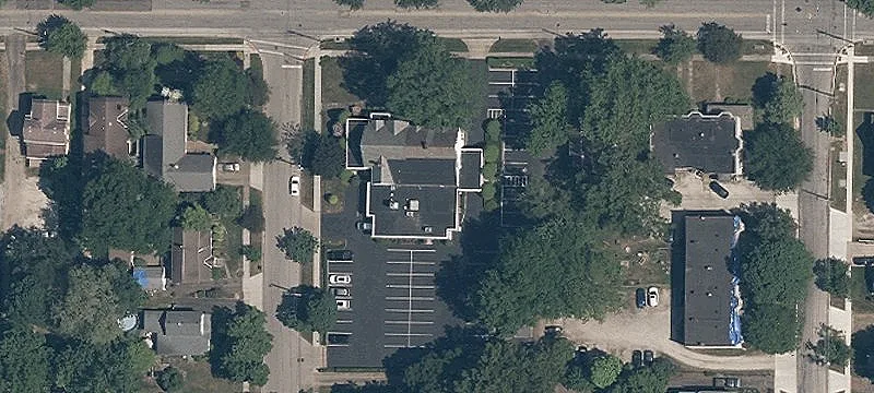 628 Main St