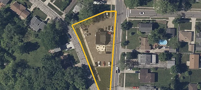 33 Eastland Rd