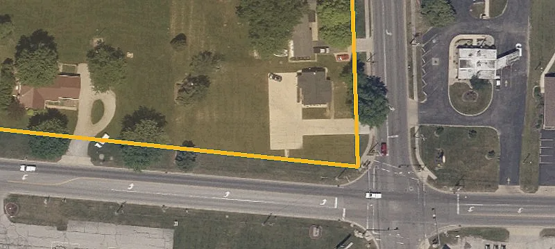1050 Main St